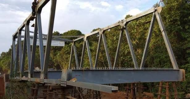Pemasangan Jembatan Rangka